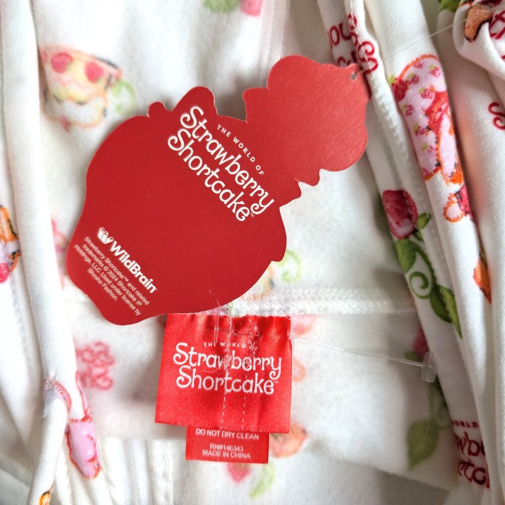 NWT The World of Strawberry Shortcake Full Zip Hoodie Size L Ivory - Picture 6 of 6